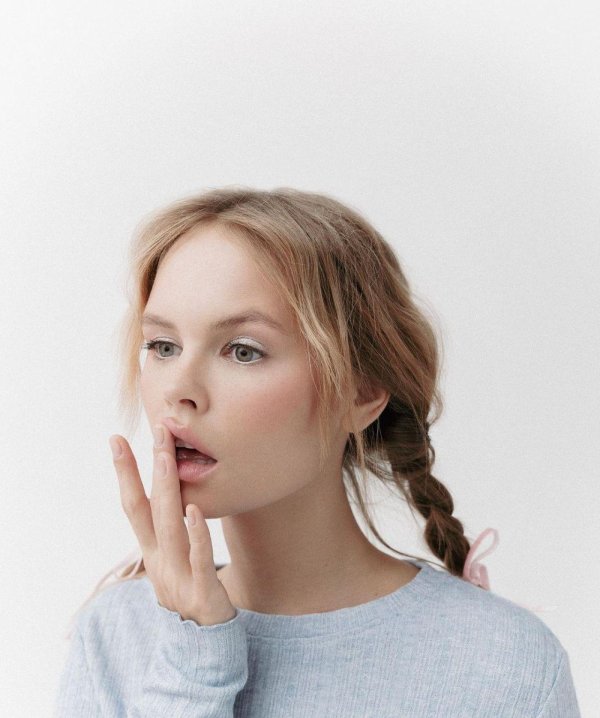 Соблазнительная Anastasiya Scheglova в ярких образах