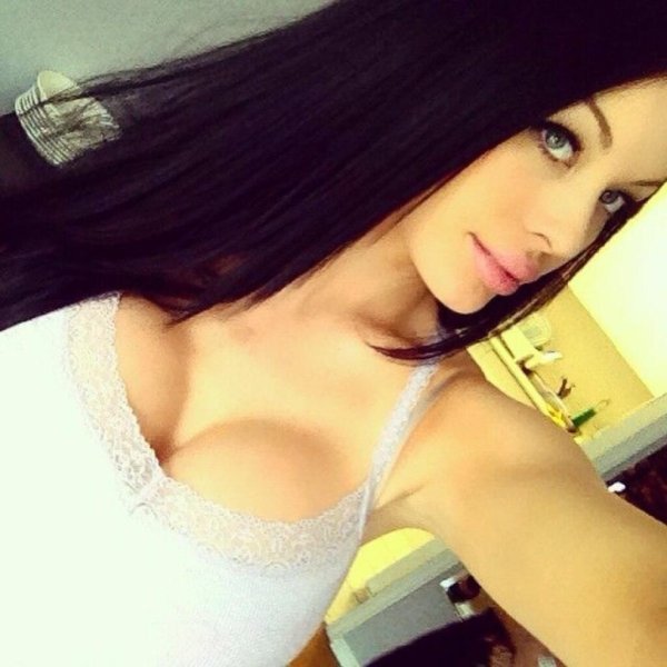 Veronica black, Девушка, Вероника блэк