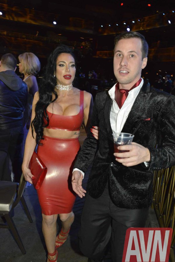 Звездная Жаклин Тейлор на AVN Awards церемонии