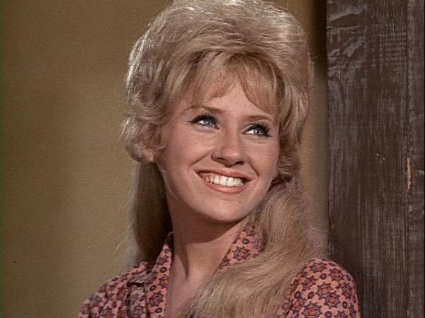 Очаровательная Melody Patterson в кадре