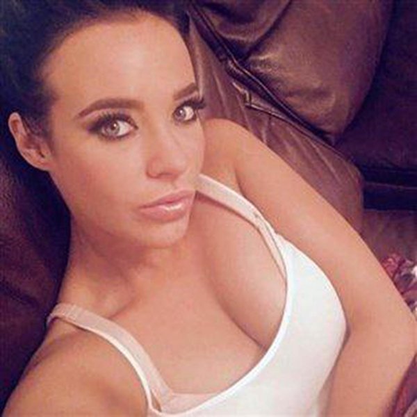 Стефани дэвис, Stephanie davis, Брюнетка
