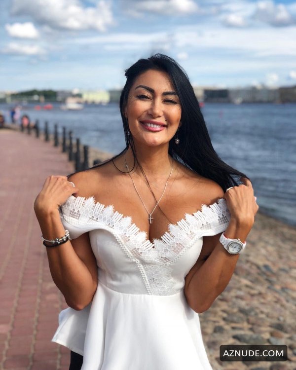 Ирина ирис, Девушка, Женщина брюнетка