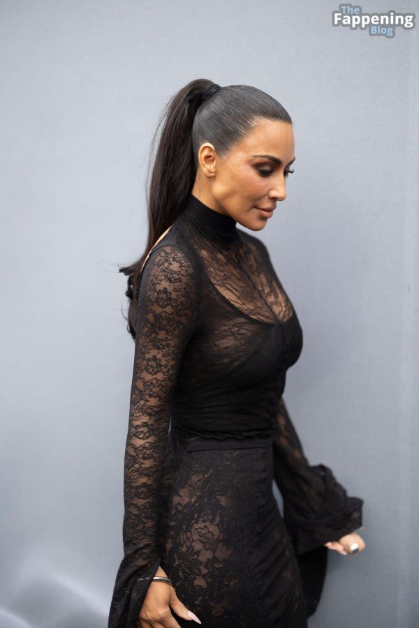 Kimberly kardashian, Kim kardashian sexy, В прозрачных платьях