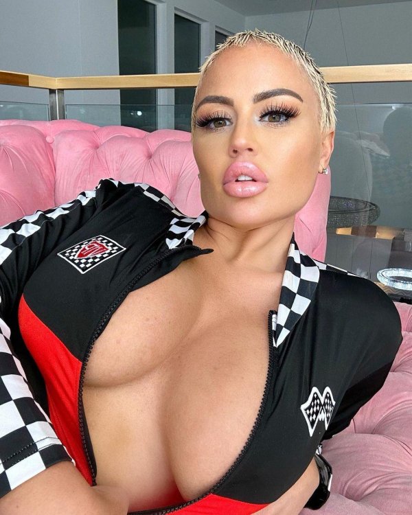 Айлин тейлор, Девушка, Danii banks
