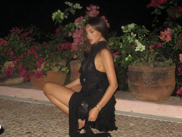 Madalina Ghenea с Katarina сияют красотой