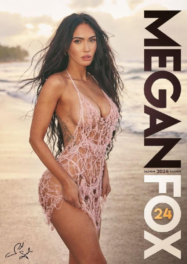 Соблазнительная Меган Фокс в Sports Illustrated