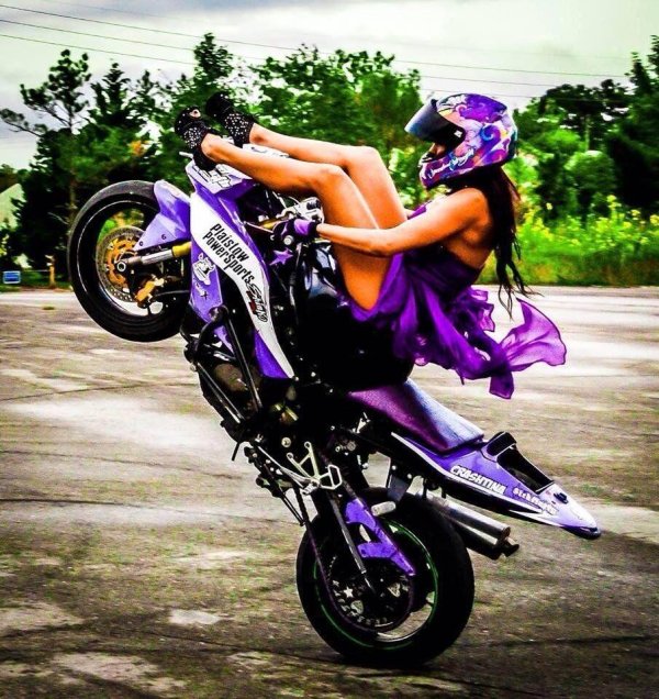 Стант герл даша, Девушка на спортивном мотоцикле, Девушка на мотоцикл