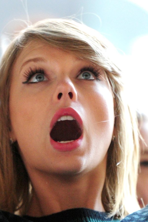 Taylor swift, Красивые девушки с открытым ртом, Девушка открывает рот