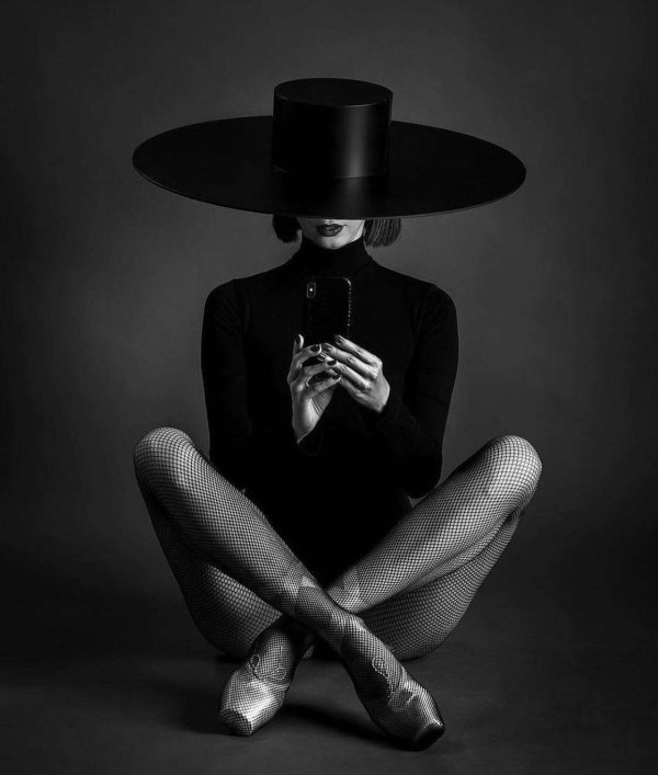 Фотосессия в шляпе студии, Фотосессия в шляпе, Девушка в шляпе