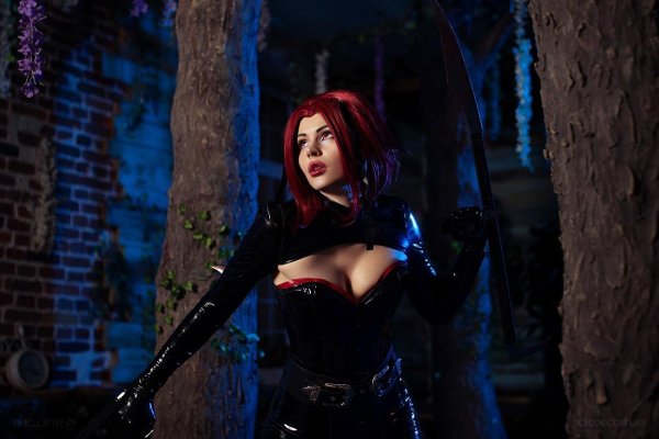 Аня Ичиос сияет красотой в косплее BloodRayne