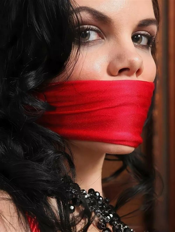 Связанные женщины, Связанная девушка с кляпом, Девушка с кляпом