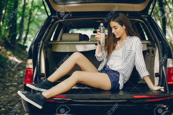 Фотосессия на машине, Фотосессия в машине для девушки, Машина девушка