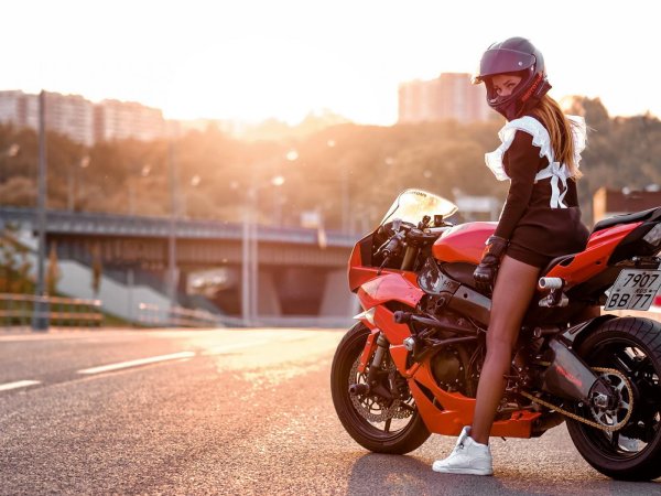 Девушка на спортивном мотоцикле, Девушка на мотоцикле, Мототаня мотоцикл kawasaki