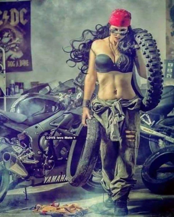 Девушка на мотоцикл, Девушка автослесарь, Фотосессия на мотоцикле девушки