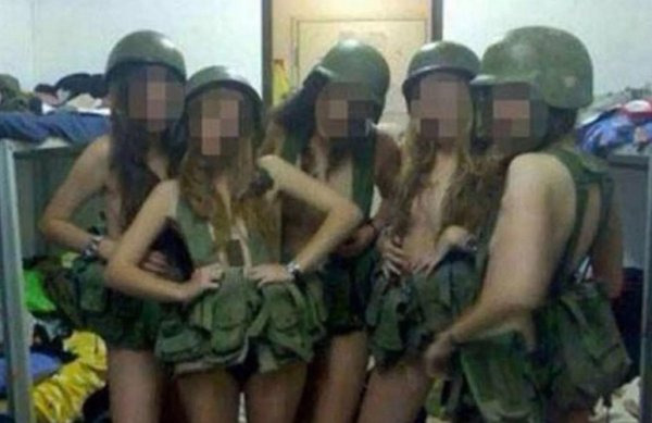 Женщины израильской армии ню, Девушки в армии израиля, Голые девушки в армии