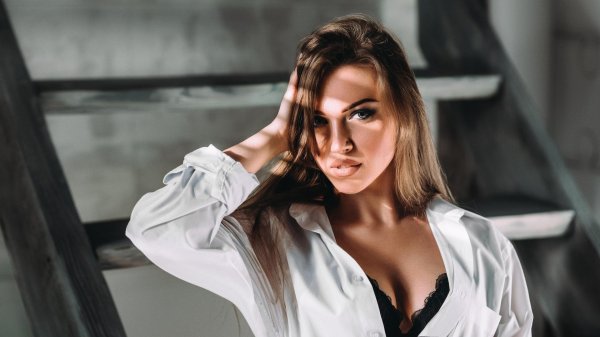 Девушка в белой рубашке, Красивые девушки в рубашках, Девушка в блузке