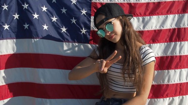 Сша девушка