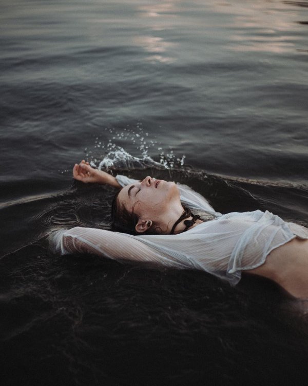 Фотосессии в воде, Девушка в воде фотосессия, Фотосессия в озере
