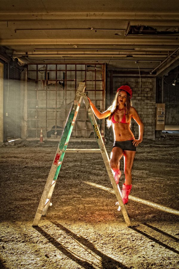 Девушки строители, Красивая девушка на стройке, Sexy construction worker