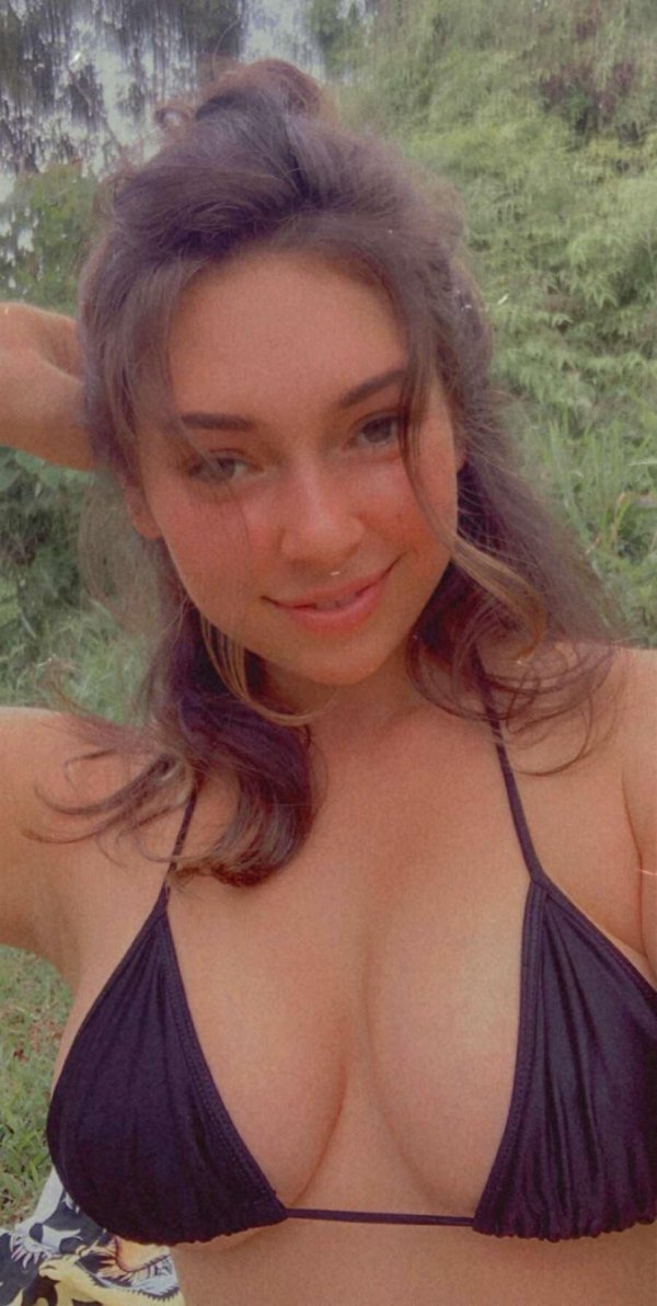 Erin ashford, Девушка, Erin ashford selfie