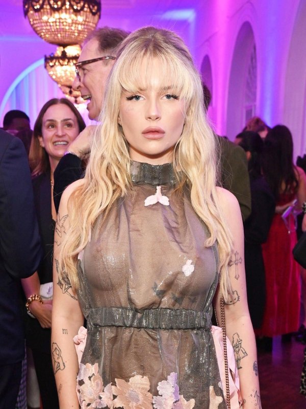 Лотти мосс, Lottie moss braless, Лотти мосс селфи