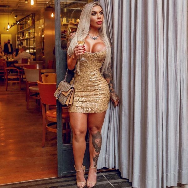 Летиция алонсо, Летиция алонсо bimbo, Бимбо девушка