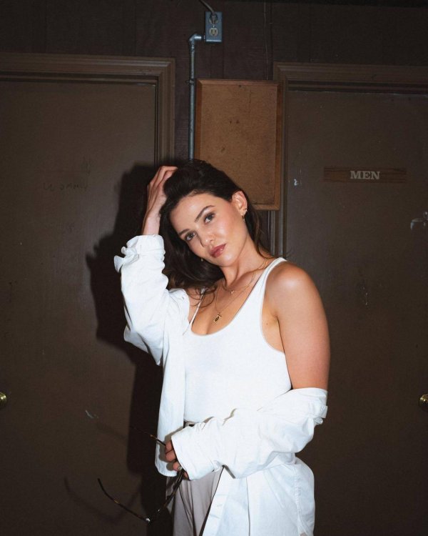 Danielle campbell, Daniele campbell, Американская актриса