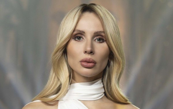 Светлана Лобода с соблазнительной фигурой и формами