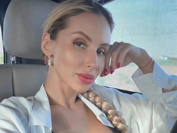Светлана Лобода до пластики в естественной красоте