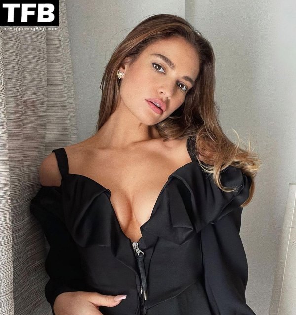 Девушка, Лили джеймс горячие, Lily james