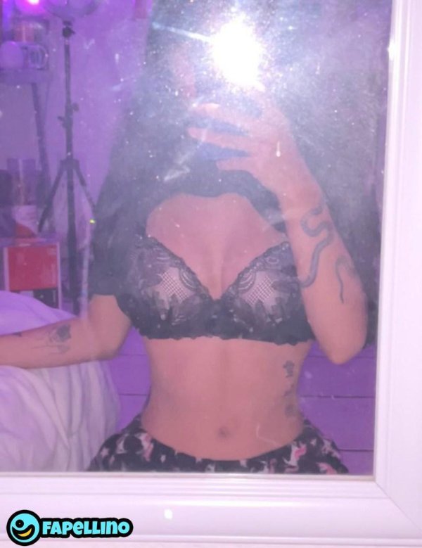 Откровенный OnlyFans leak Jenny голой