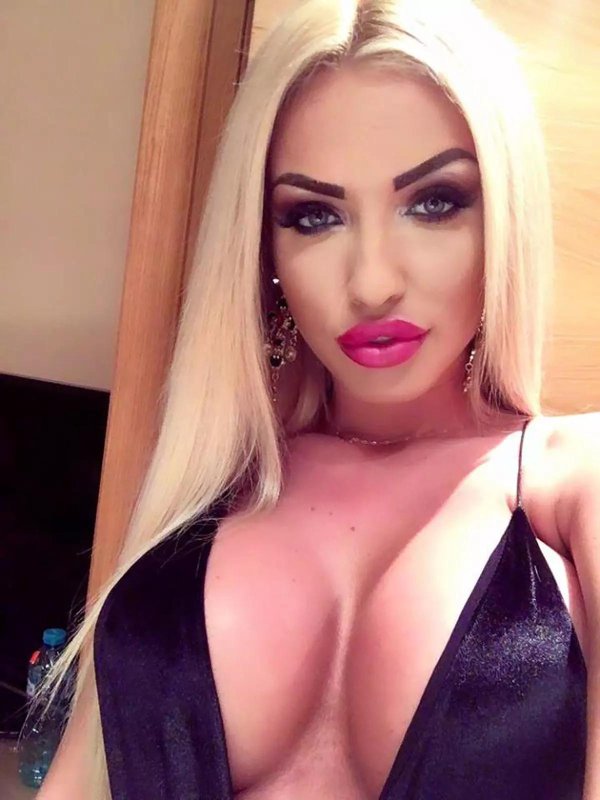 Лоредана чиву, Лоредана чиву сиси, Loredana chivu
