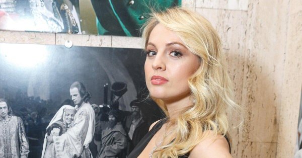 Личная жизнь актрисы Янины Студилиной в биографии