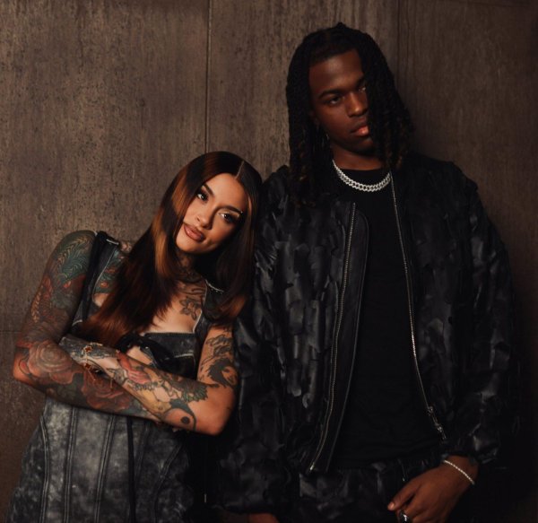 Кайли дженнер и трэвис скотт, Travis scott и кайли дженнер, Трэвис баркер и кардашьян