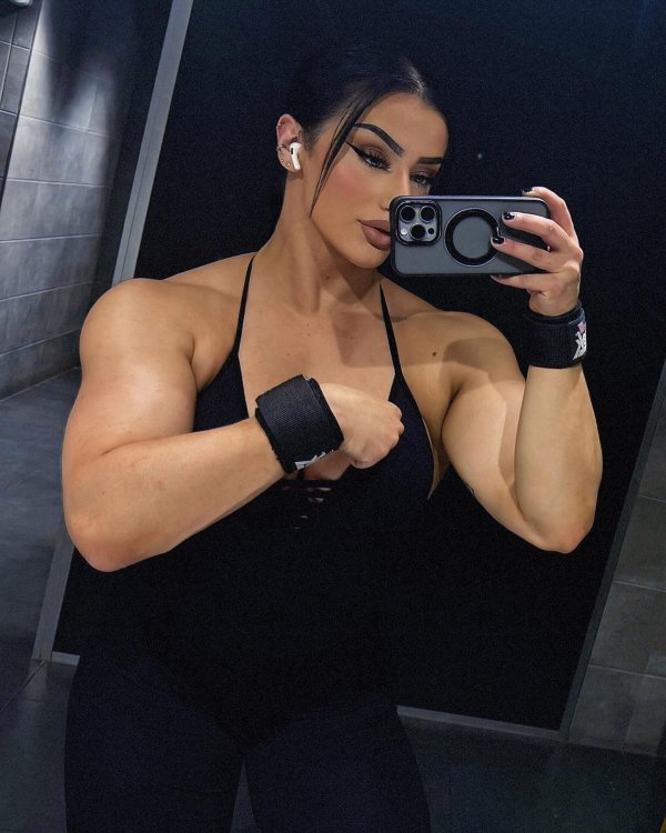 Kiki vhyce, Девушка, Бодибилдинг женщина