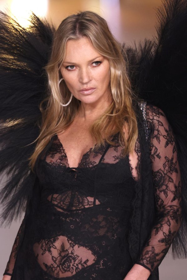 Victoria s secret fashion show, Кейт мосс виктория сикрет, Кейт мосс
