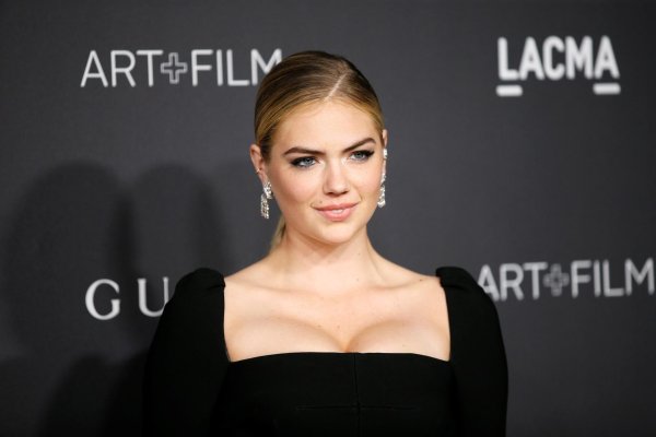 Гламурная Кейт Аптон на церемонии Оскар