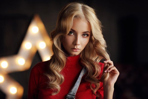 Соблазнительная блондинка Катерина Ширяева в интимных образах