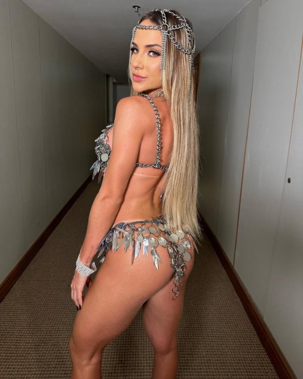Gabi martins, Габи мартин, Ариана штайнкопф