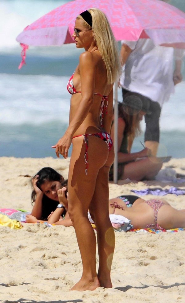 Michelle hunziker bikini, Michelle hunziker nude, Michelle hunziker hot