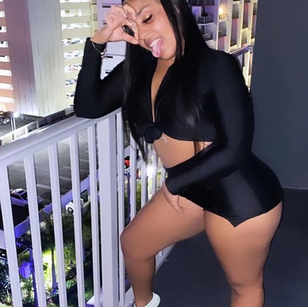 Девушка, Faith nketsi, Женщина с