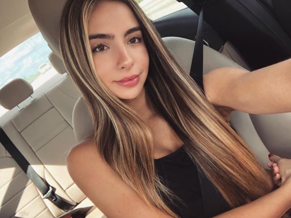 Очаровательная модель Bruna Rangel Lima в стиле