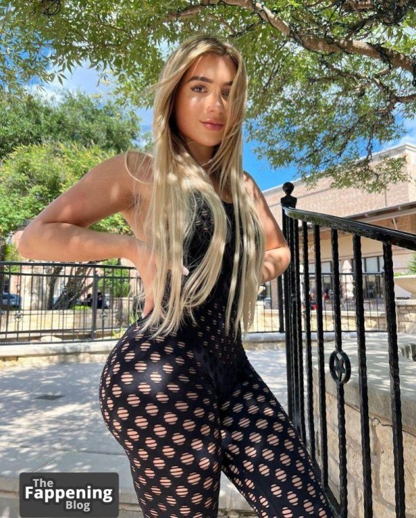 Анастасия karanikolaou hot, Девушка, See through bodysuit