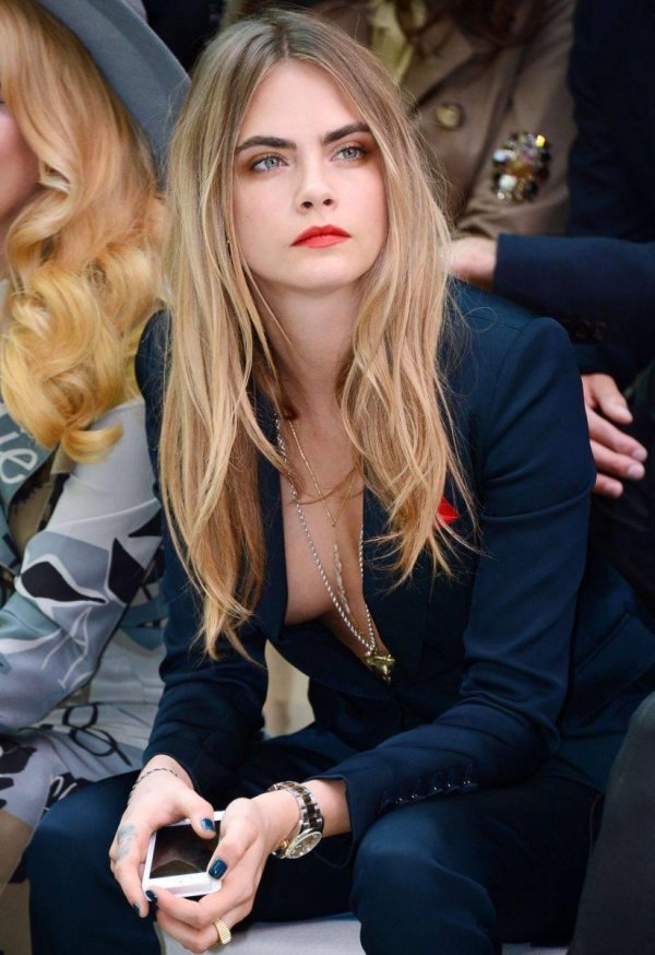 Кара делевинь, Кара делевинь блонд, Cara delevingne валериан