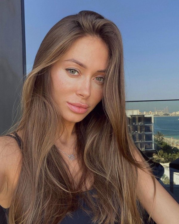 Модель Галинка Миргаева Galinka Mirgaeva в привлекательных позах