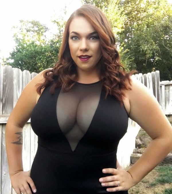 Ashleigh dunn, Ashleigh dunn модель плюс сайз, Эшли данн
