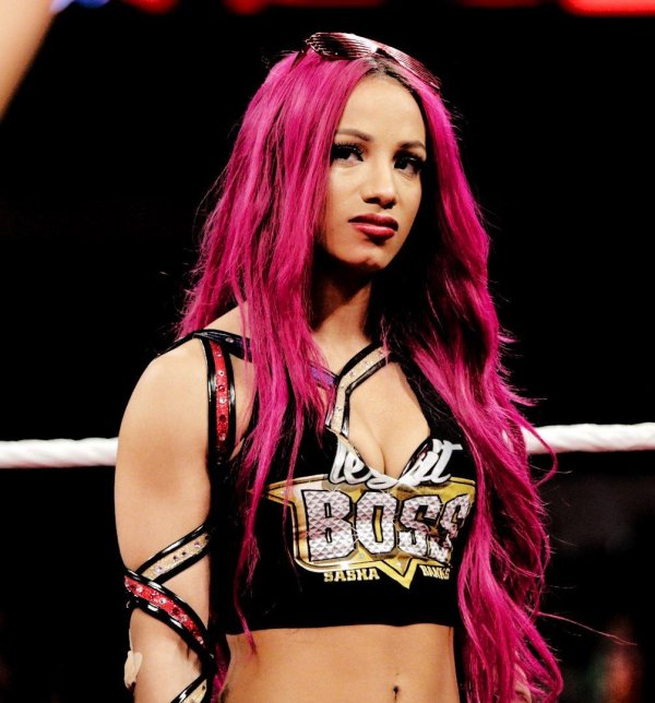Мощное присутствие Саши Бэнкс в WWE