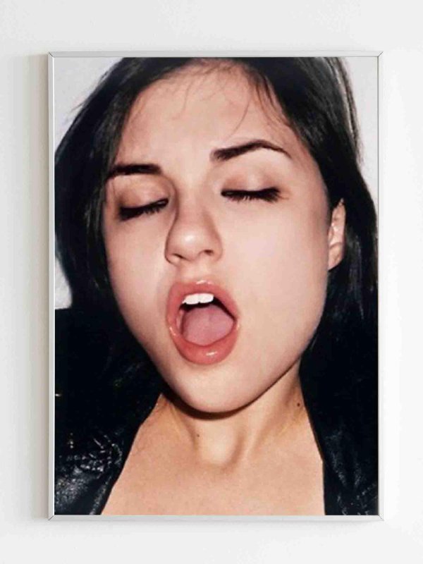 Игривая Sasha Grey с выразительными позами