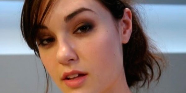 Профессиональная Sasha Grey в смоки макияже