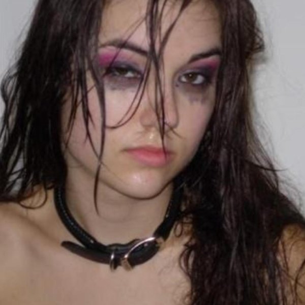 Профессиональный макияж Sasha Grey с выразительными глазами